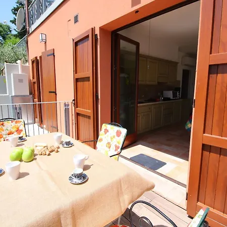 Beautiful Farmhouse In With Private Terrace